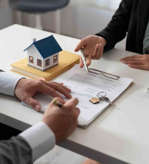 Equipo de constructores en Illes Balears